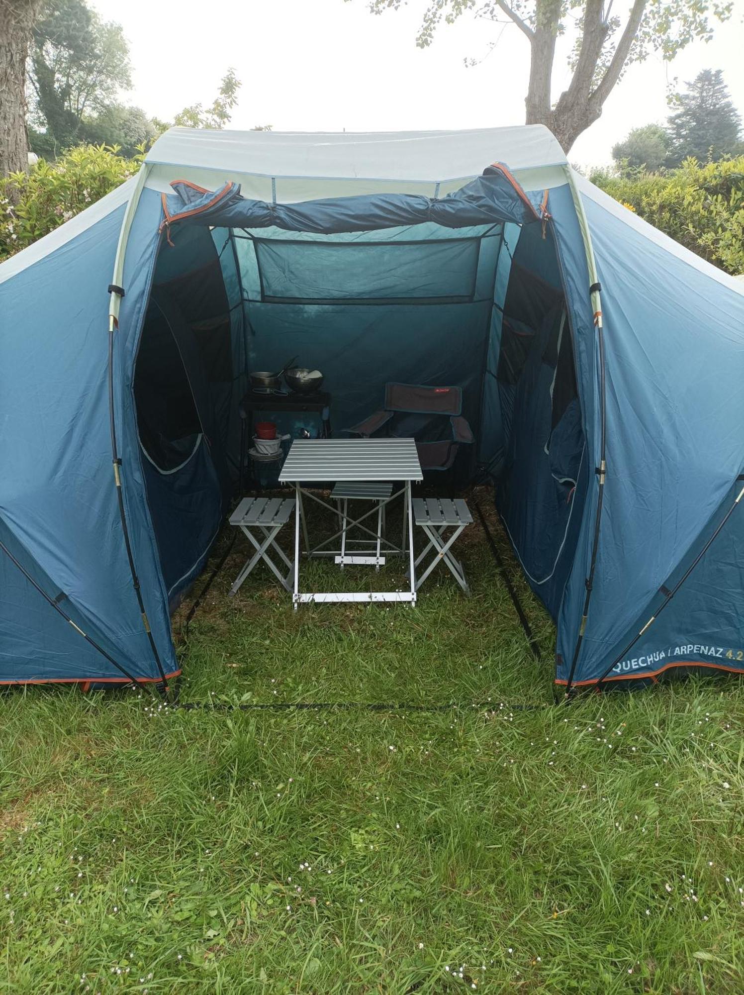 Les Hortensias Grande Tente Familiale Deux Chambres Et Sejour Vue Mer Sur Camping Nature Plestin-les-Grèves Værelse billede